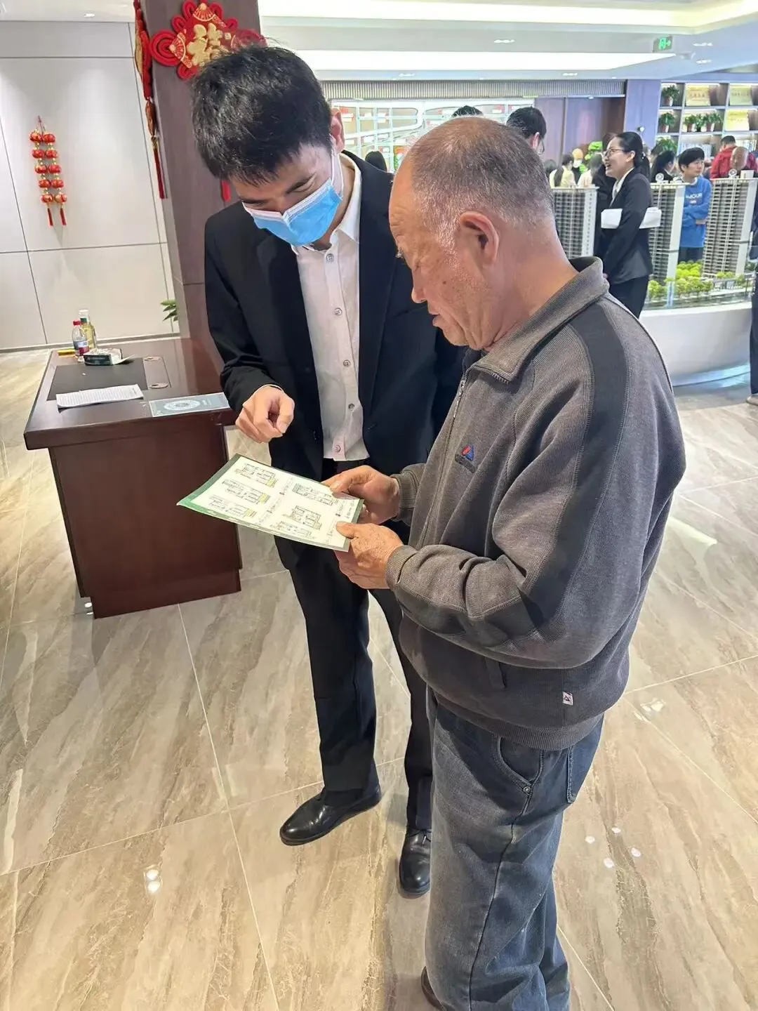 栖凤苑营销中心荣耀绽放,全城共鉴美好新篇!