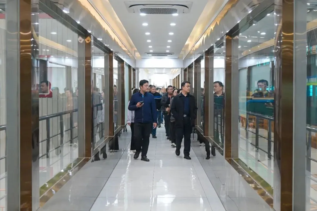 “十五五”优特钢营销战略研讨会暨优特钢分品种市场预警自律研讨会在澳森特钢隆重召开