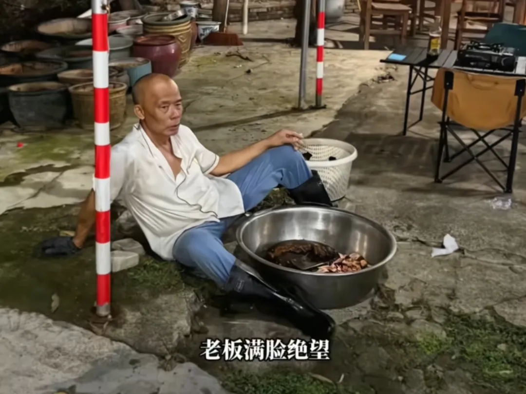 莫氏鸡公煲爆火3年:一个“劝退式营销”老板的真诚与智慧