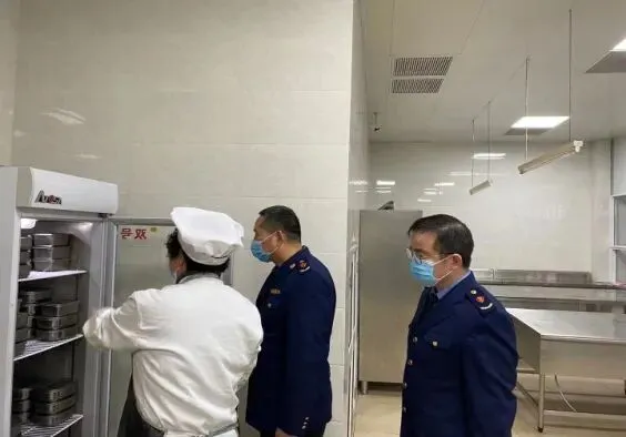 情系安全 关注民生 平望市场监管分局护航祥和春节