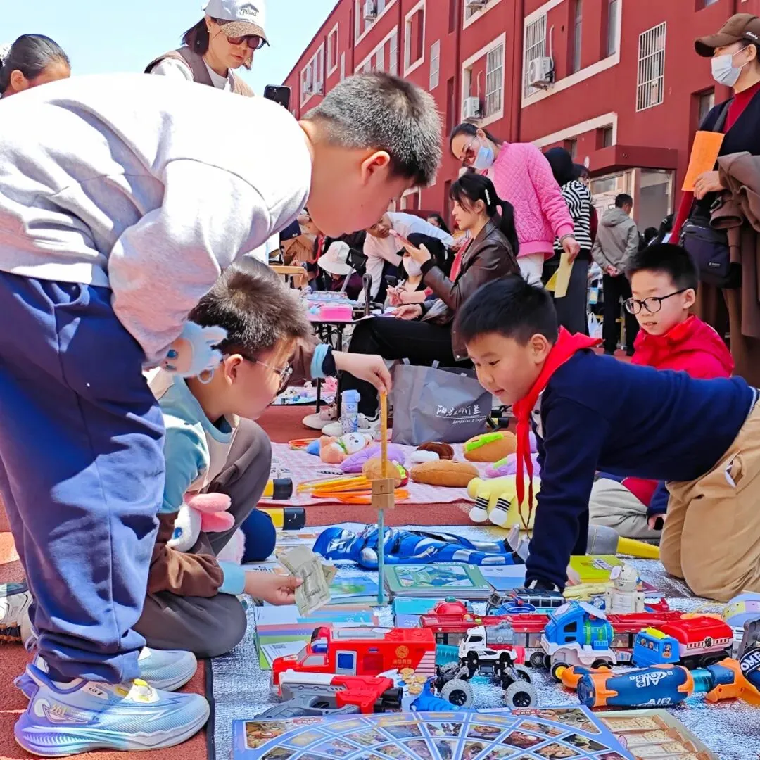 数趣市集・智汇跳蚤 | 金子塔跳蚤市场欢乐收官!原来人民币里藏着这么多秘密~