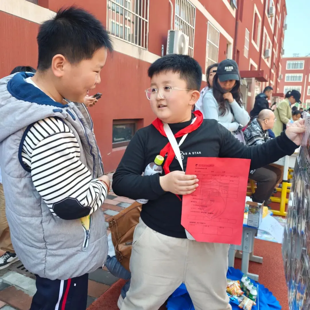 数趣市集・智汇跳蚤 | 金子塔跳蚤市场欢乐收官!原来人民币里藏着这么多秘密~