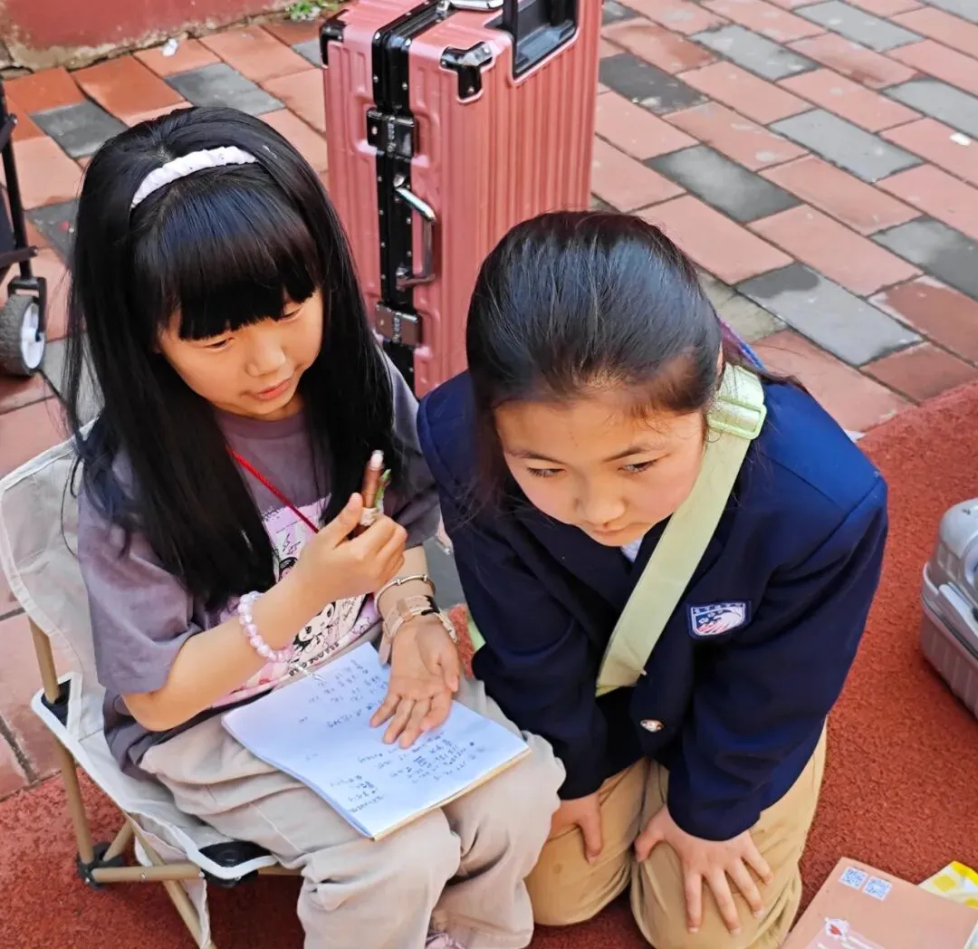 数趣市集・智汇跳蚤 | 金子塔跳蚤市场欢乐收官!原来人民币里藏着这么多秘密~