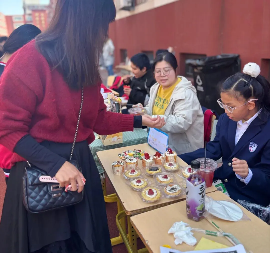 数趣市集・智汇跳蚤 | 金子塔跳蚤市场欢乐收官!原来人民币里藏着这么多秘密~