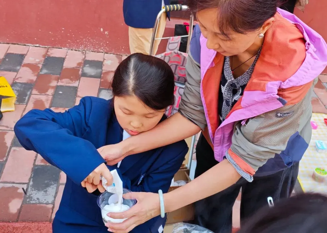 数趣市集・智汇跳蚤 | 金子塔跳蚤市场欢乐收官!原来人民币里藏着这么多秘密~