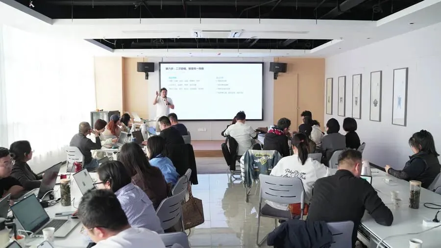 战略有方,视觉有法——数创空间AI精准营销系列课程第五期圆满结束