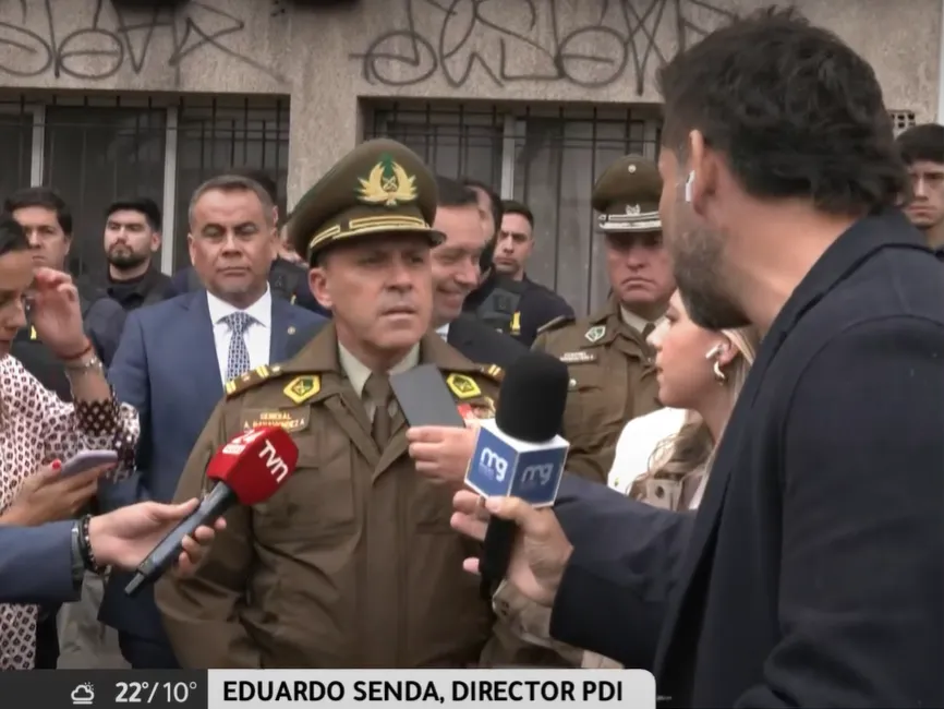 智利政府多部门在LA VEGA农贸市场联合开展大规模移民身份检查 公安部长亲自带头 部署超70名警力