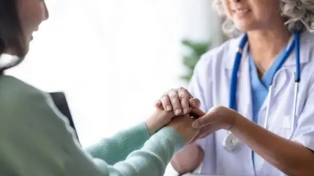 解决陪诊师获客难题,手把手教你搭建个人流量渠道