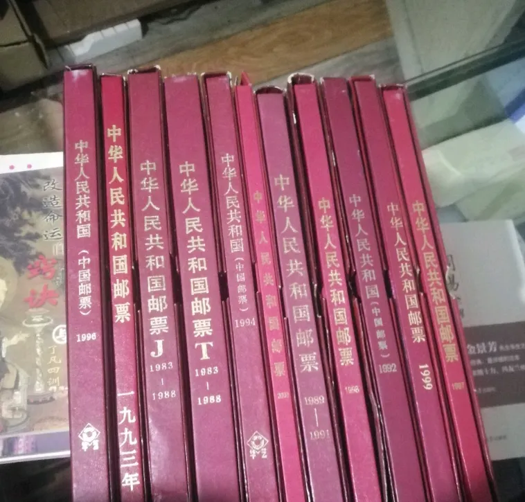 痛哭流泪!我从八几年开始集邮,现在市场崩盘,家中的藏品成了废纸