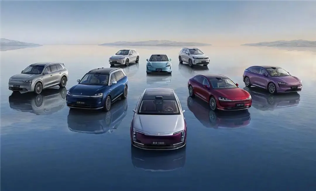 市场节节败退兵败如山倒!国产新能源全面碾压,撕碎二线豪华品牌最后的遮羞布