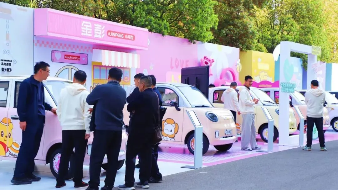 捷报!金彭小毛豆首发引爆市场,全平台累计曝光突破600万+!