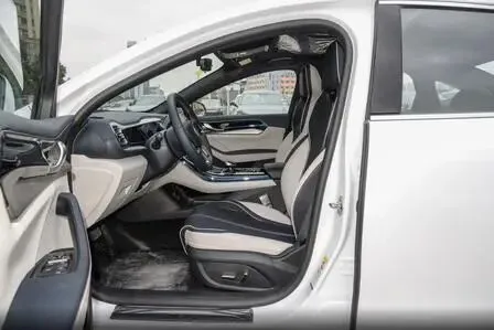 某合资品牌销售竟把客户的个人信息卖给保险公司?获利超十万!