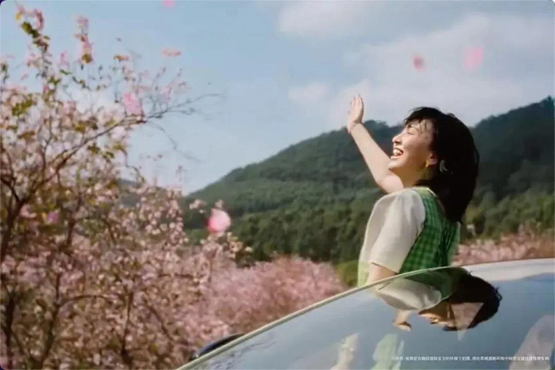 春日营销新范式:从 "限定款" 到 "叙事营销",2026 品牌如何讲好春天的故事?