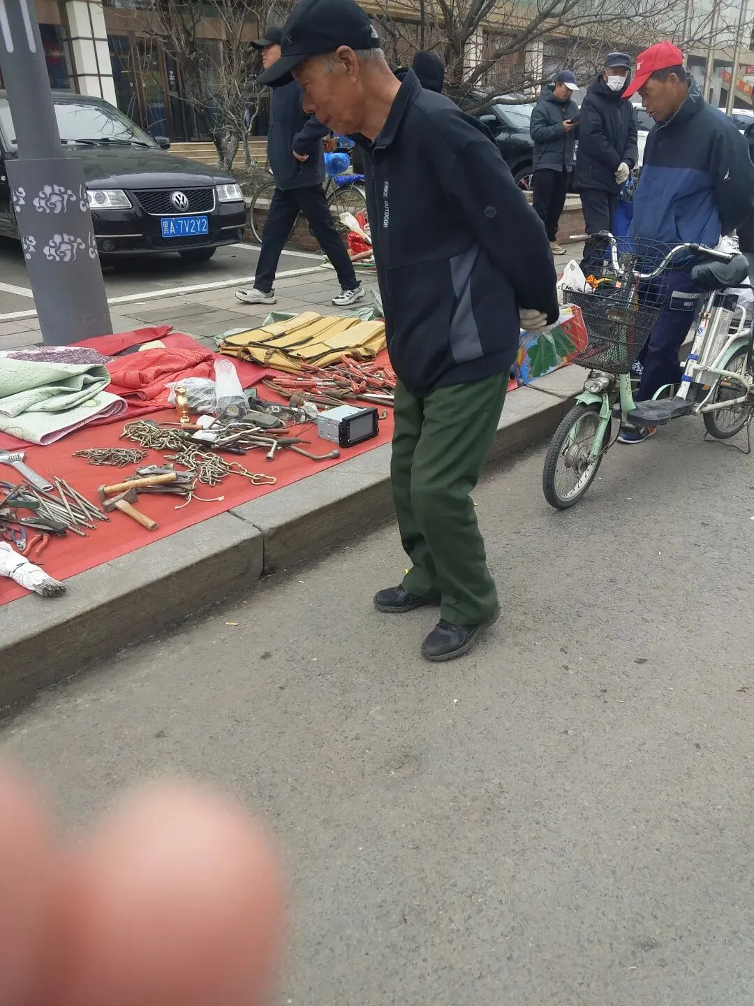 去了一趟旧物市场,没买到要买的东西,却让我喜出望外