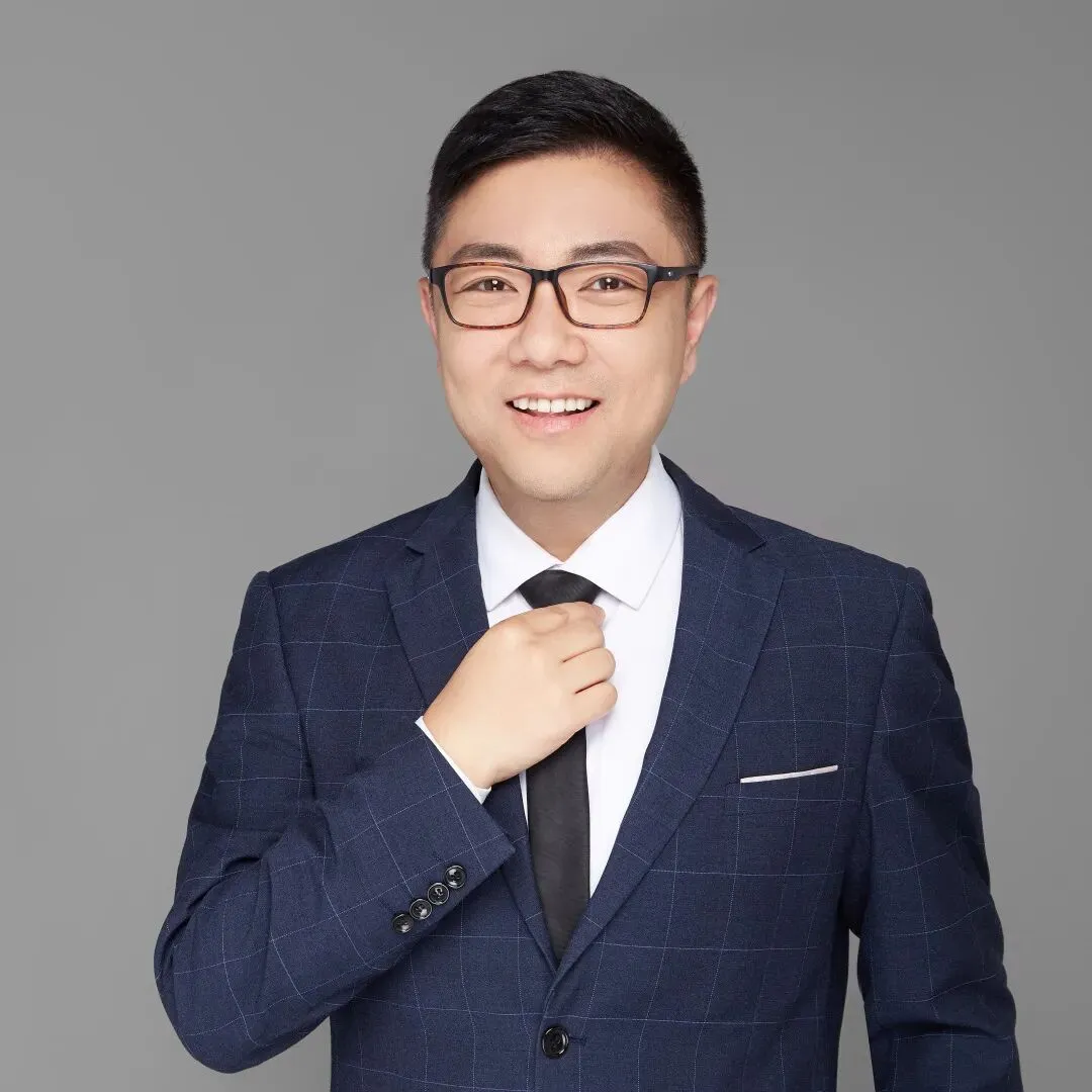 教练的一千零一夜|从市场总监到教练:她找到了人生的“第二曲线”