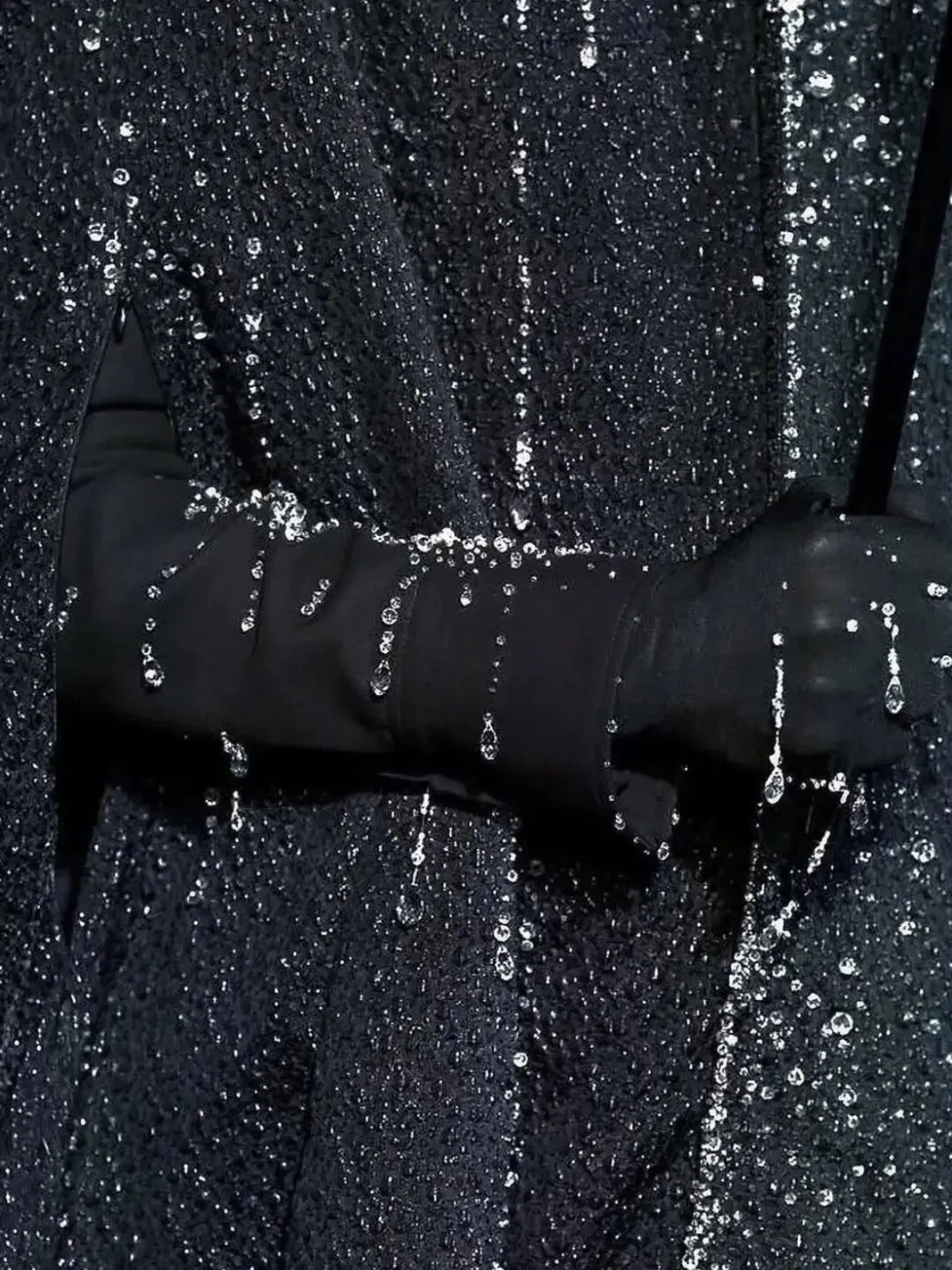 安妮·海瑟薇的裙子是从义乌小商品市场批的吗?