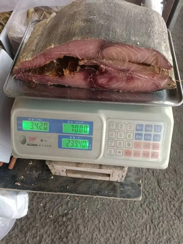 沂水裕丰市场的“硬通货”,这大块咸鱼,越看越上头!