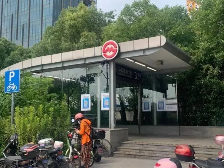 城投悦江湾【营销中心官网】2026销售中心(城投悦江湾售楼处)欢迎您|价格/户型/地址/环境/配套/交房时间/电话全覆盖