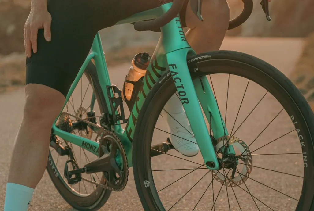 保本+营销?不用ONE和OSTRO气动车 FACTOR安排车队使用次级Monza参加巴黎鲁贝