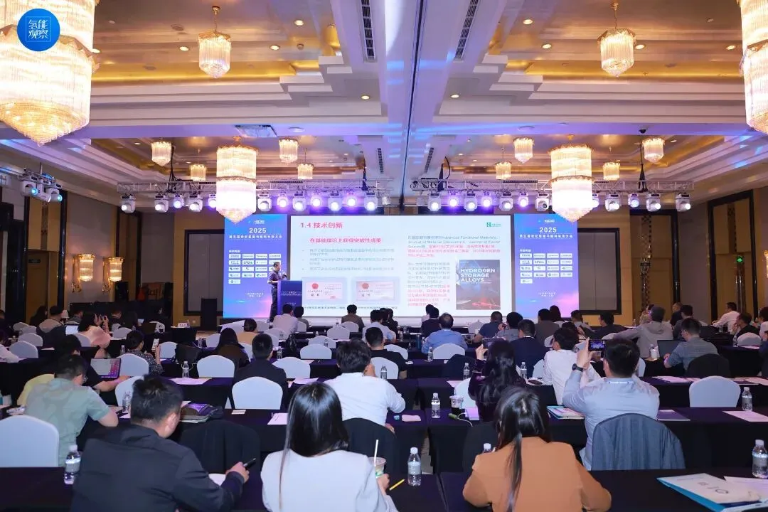 演讲嘉宾 | 青骐骥市场总监李颖:碱性电解槽在离网场景的工程创新与实践