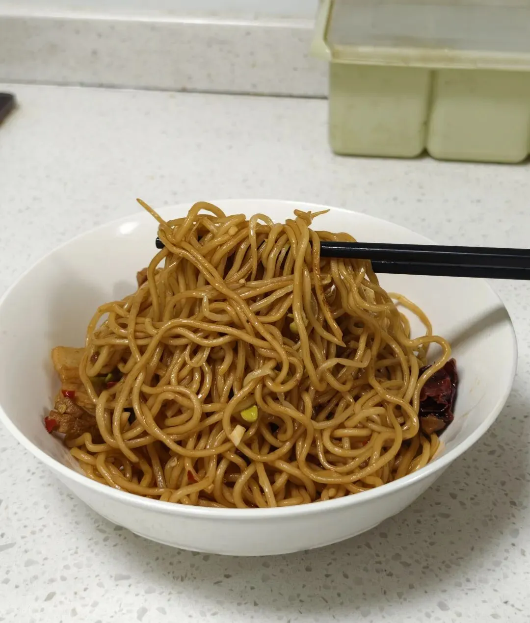 朋友就靠这小吃配方摆摊5年,在市场稳住了生意!