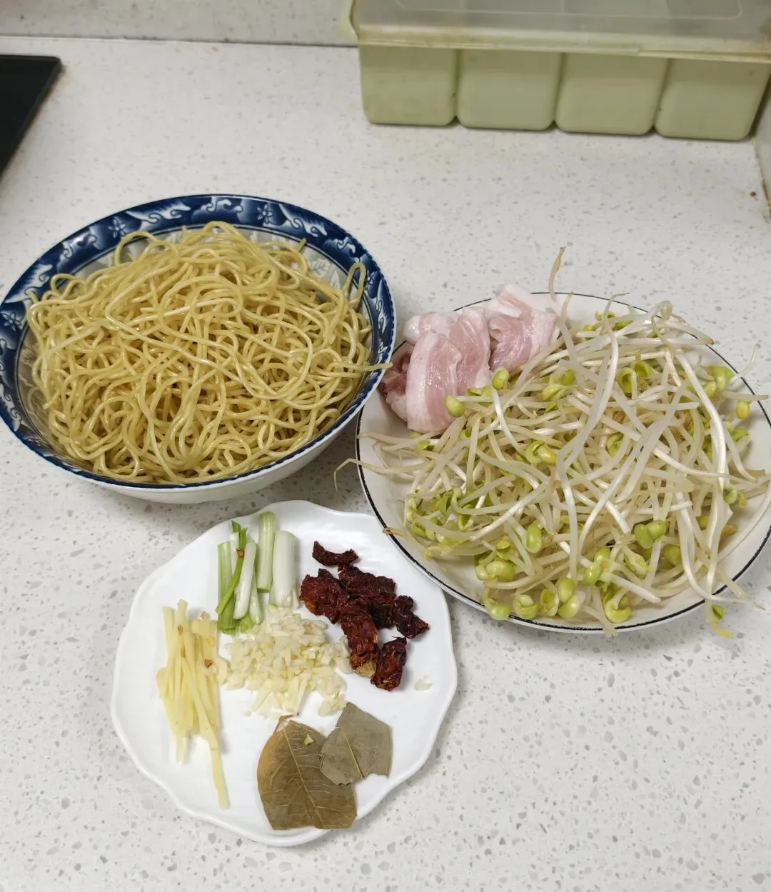 朋友就靠这小吃配方摆摊5年,在市场稳住了生意!