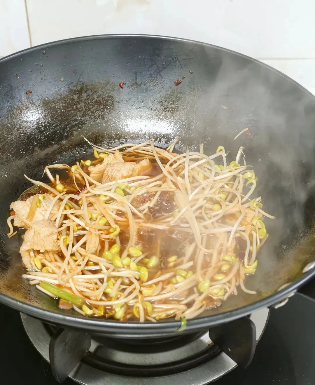 朋友就靠这小吃配方摆摊5年,在市场稳住了生意!