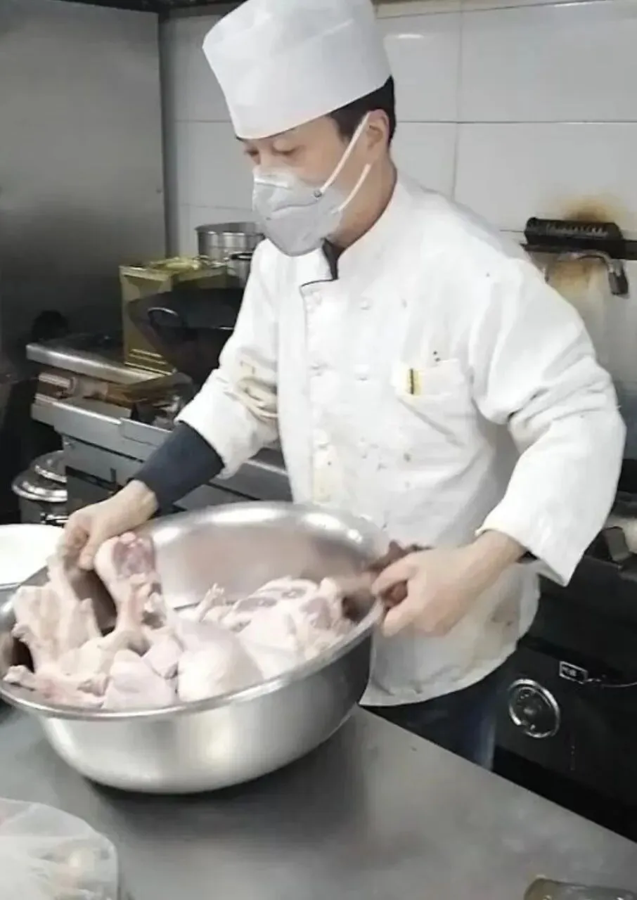 朋友就靠这小吃配方摆摊5年,在市场稳住了生意!