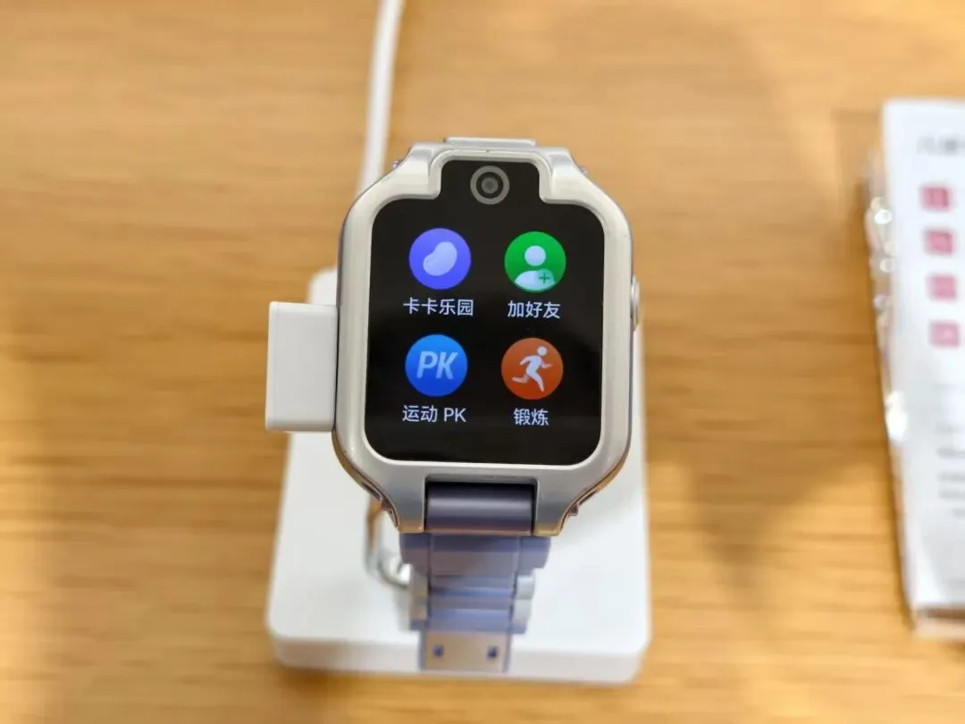 实地探访儿童手表市场:新国标落地后,小天才、华为们仍「各自为战」