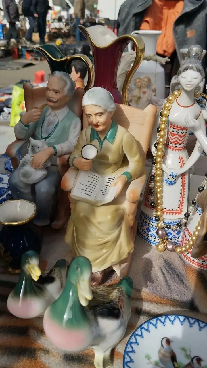 №143—白俄罗斯日单诺维奇跳蚤市场Поле Чудес