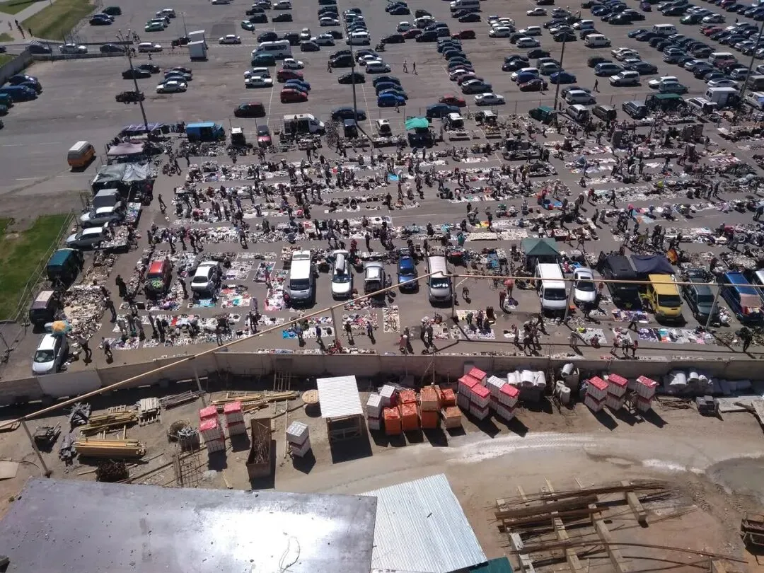 №143—白俄罗斯日单诺维奇跳蚤市场Поле Чудес