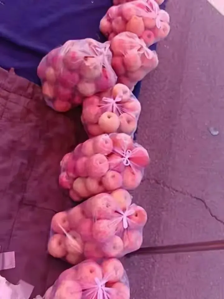 苹果市场惨不忍睹,销售行情堪称历史最差,价格高口感差阻碍了消费者的选择