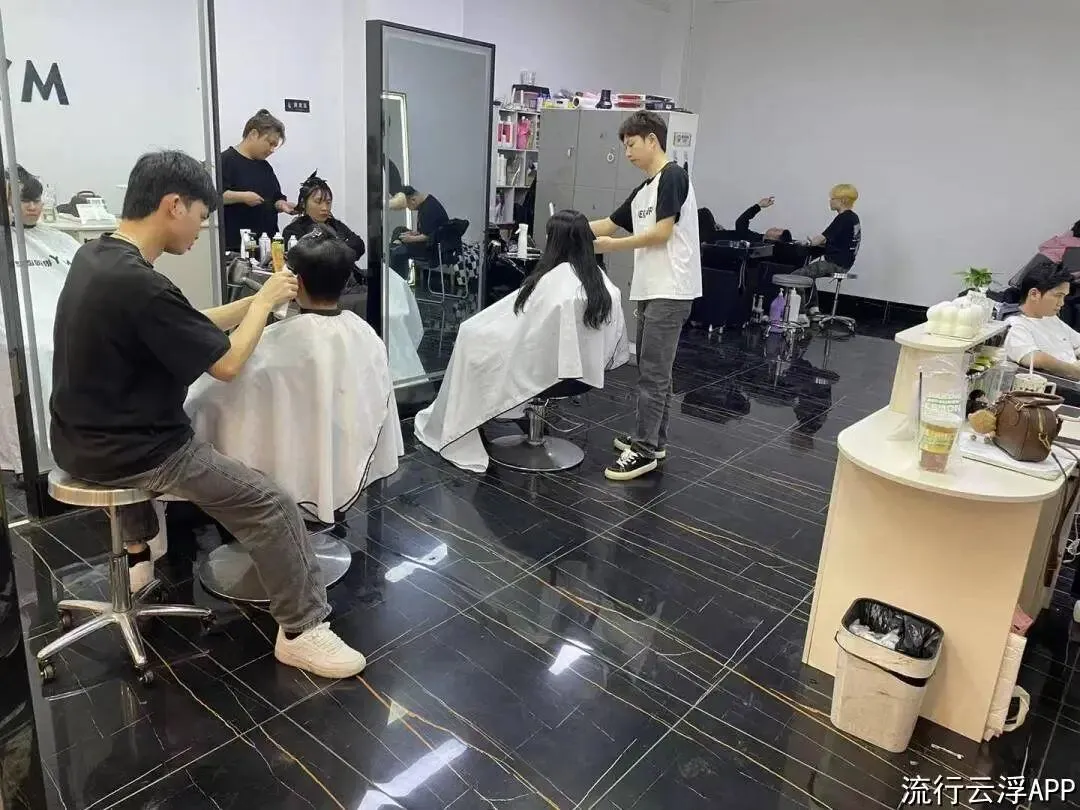 云浮市区招销售,月均3000-8000元;招会钻孔、攻牙、烧焊,200元/天!