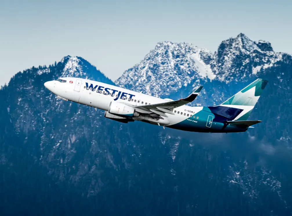 民航市场持续升温 客流航线双增长