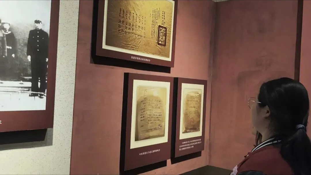 清明祭英烈 青春践誓言|泰州市博日电脑技术学校开展清明祭扫活动!