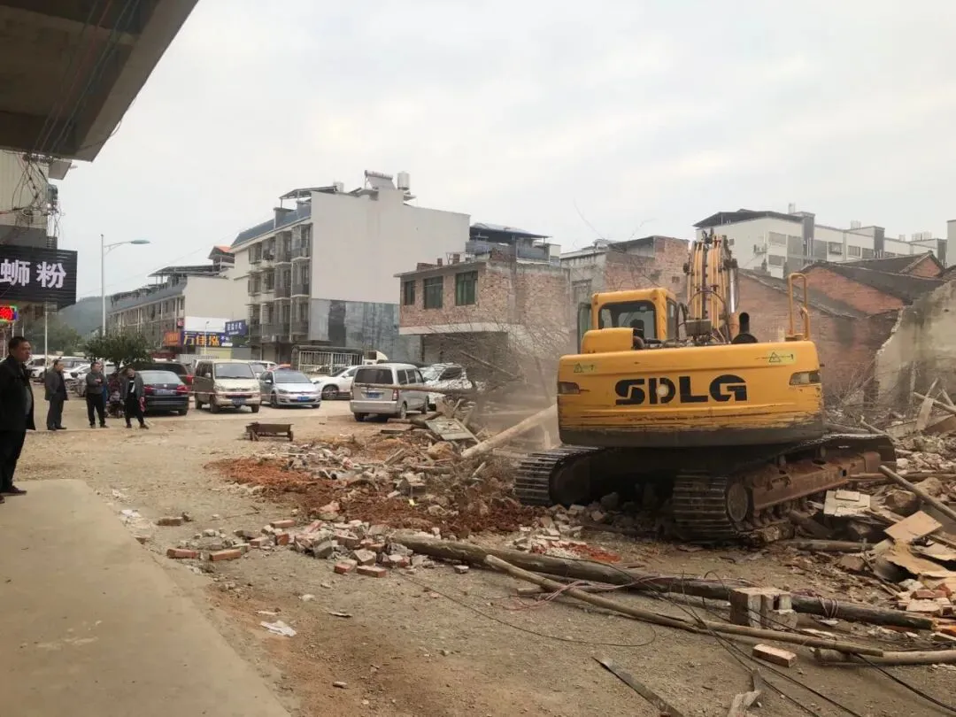 打通市场综合开发梗阻 畅通群众生活交通要道