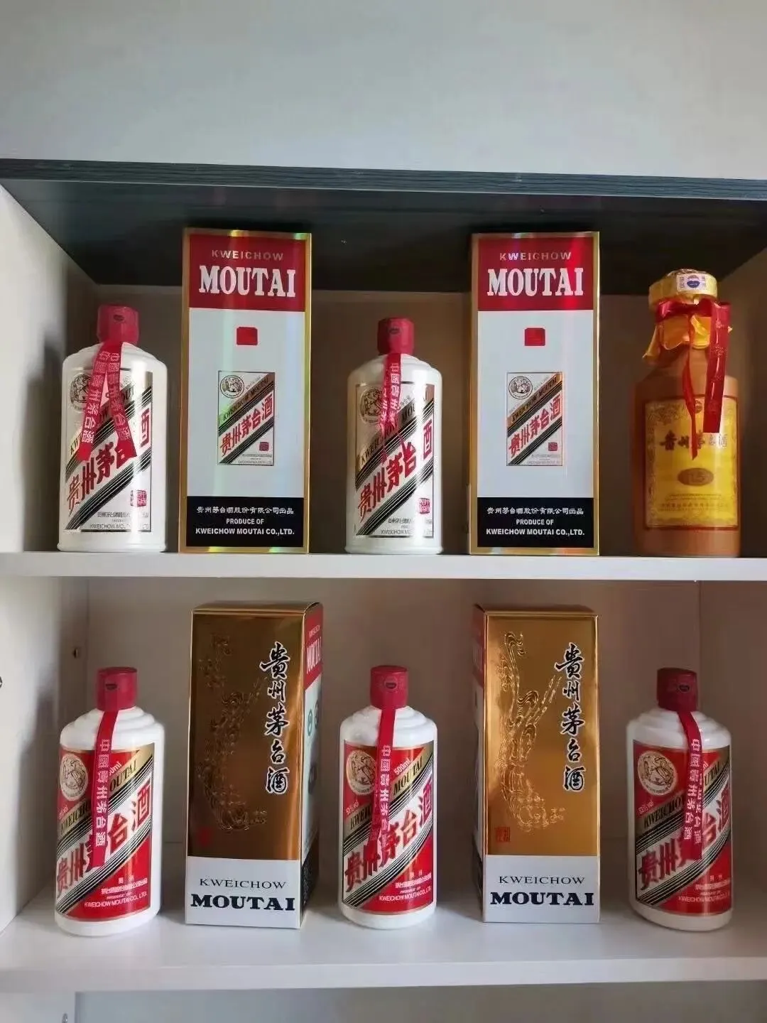 |山东老酒名酒回收市场 高价回收礼品名酒 免费鉴定