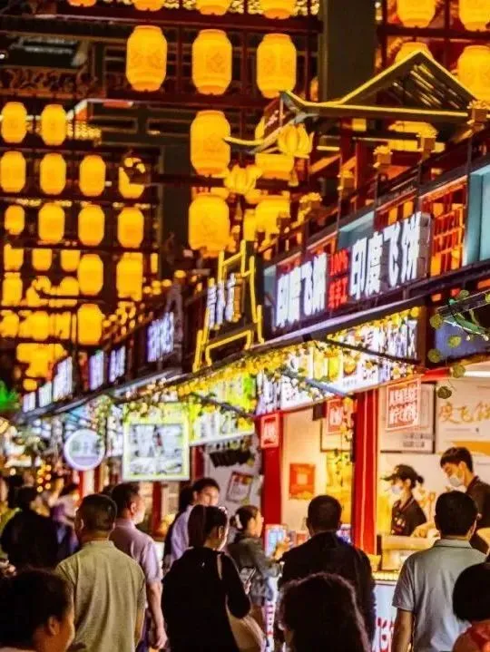 2026延平 [后厂农贸市场]前停车场大型光影瀑布美食.娱乐.游园会4月17日盛大开幕!全场免门票