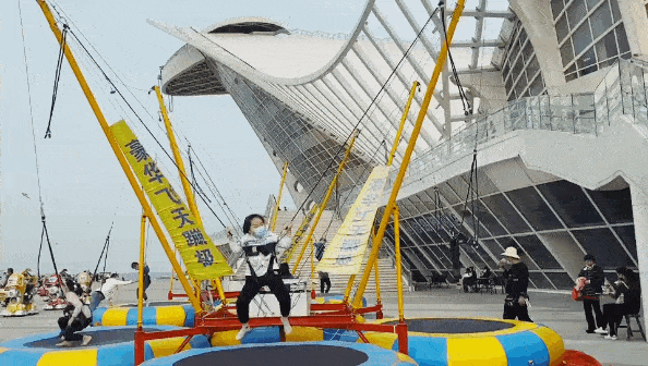 2026延平 [后厂农贸市场]前停车场大型光影瀑布美食.娱乐.游园会4月17日盛大开幕!全场免门票