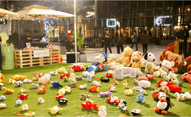 2026延平 [后厂农贸市场]前停车场大型光影瀑布美食.娱乐.游园会4月17日盛大开幕!全场免门票