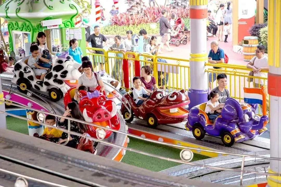 2026延平 [后厂农贸市场]前停车场大型光影瀑布美食.娱乐.游园会4月17日盛大开幕!全场免门票