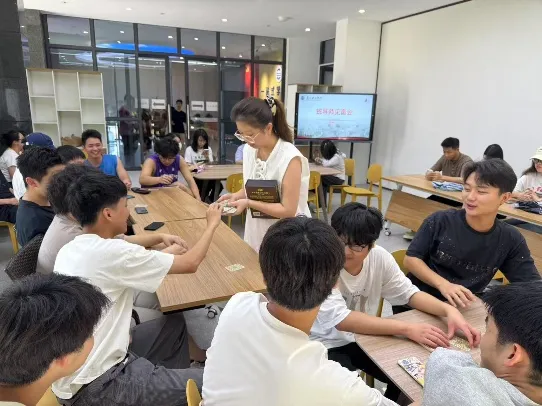 工商管理学院心连心对话成长困惑22营销2班(Z)班导师见面会圆满举行