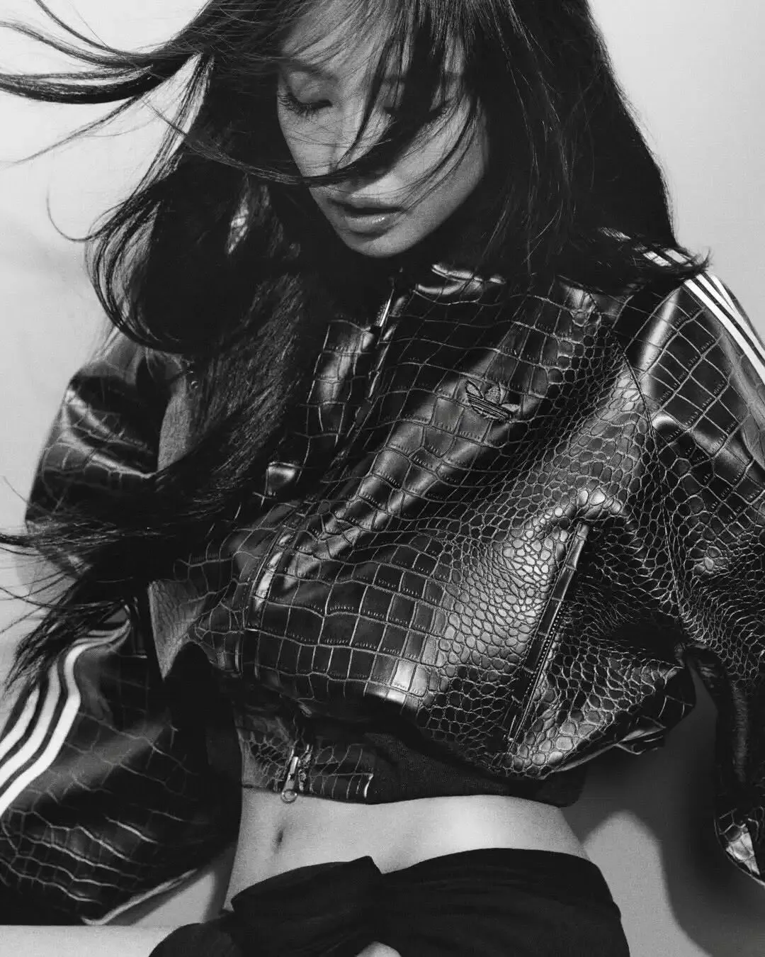 从200万首日销售看MINISO * Jennie:一场被设计好的“欲望转化”