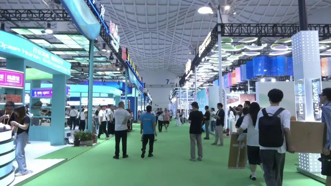 “儋洋制造”走向国际市场!儋州洋浦连续6年亮相消博会