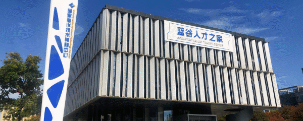 3个人凭什么撬动全球市场?在青岛这条廊道,“超级个体”正批量“出厂”