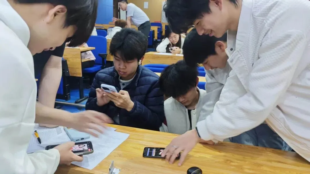 校企协同,实战育人 | 文学院网络营销与直播电商专业项目式教学周启动