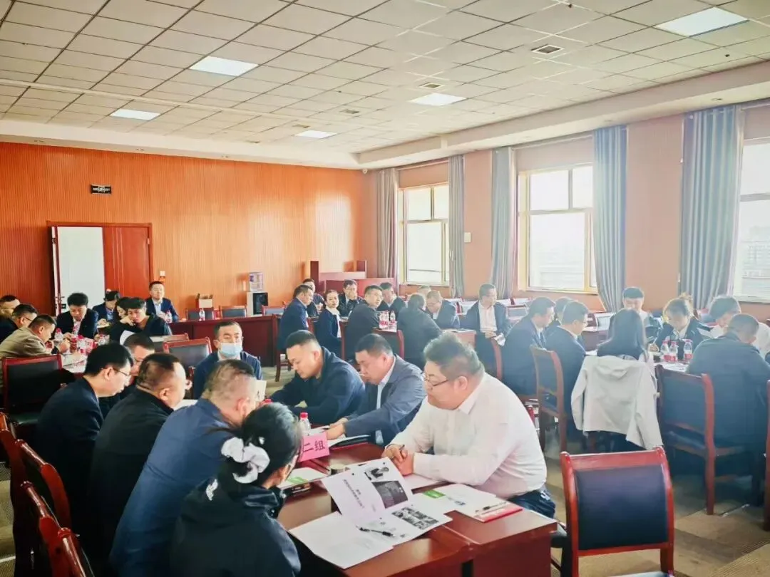 应县农商银行召开网格化拓展与信贷营销培训会