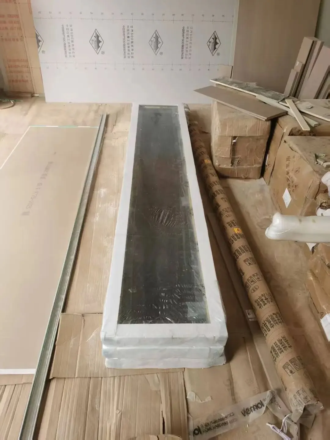 4月13日招商西安湾营销中心接车上楼.