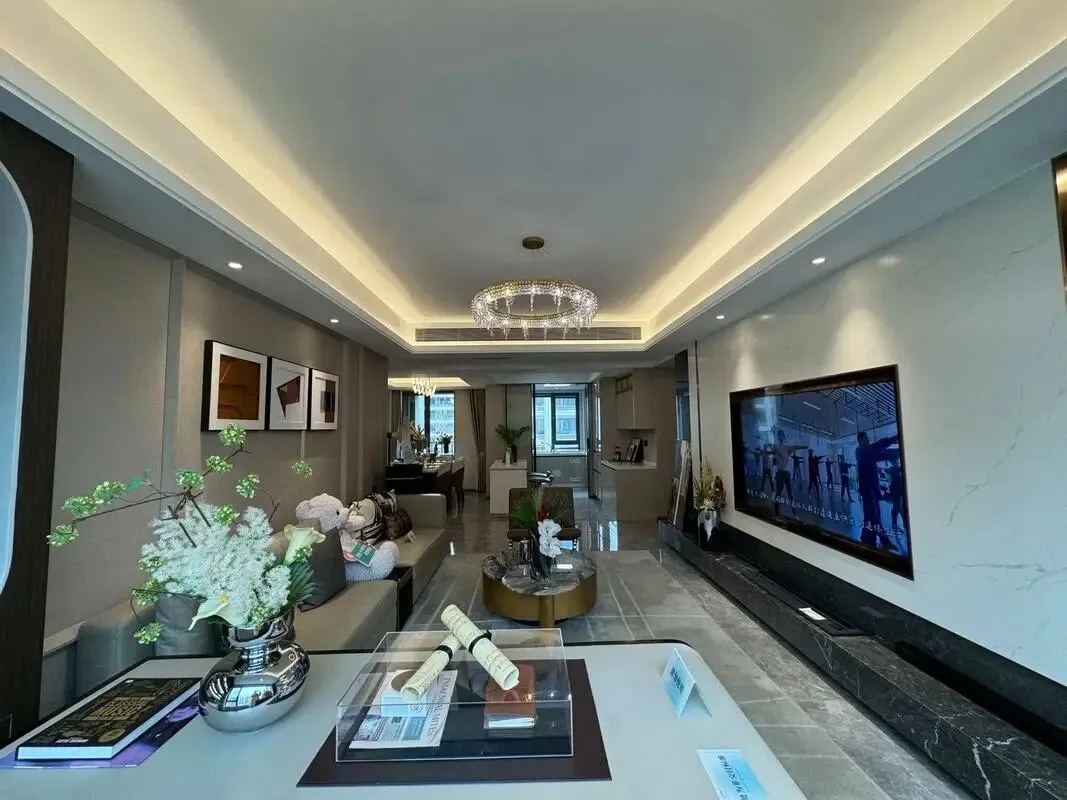 房价降温下的挣扎:当“保值神话”撞上市场规律