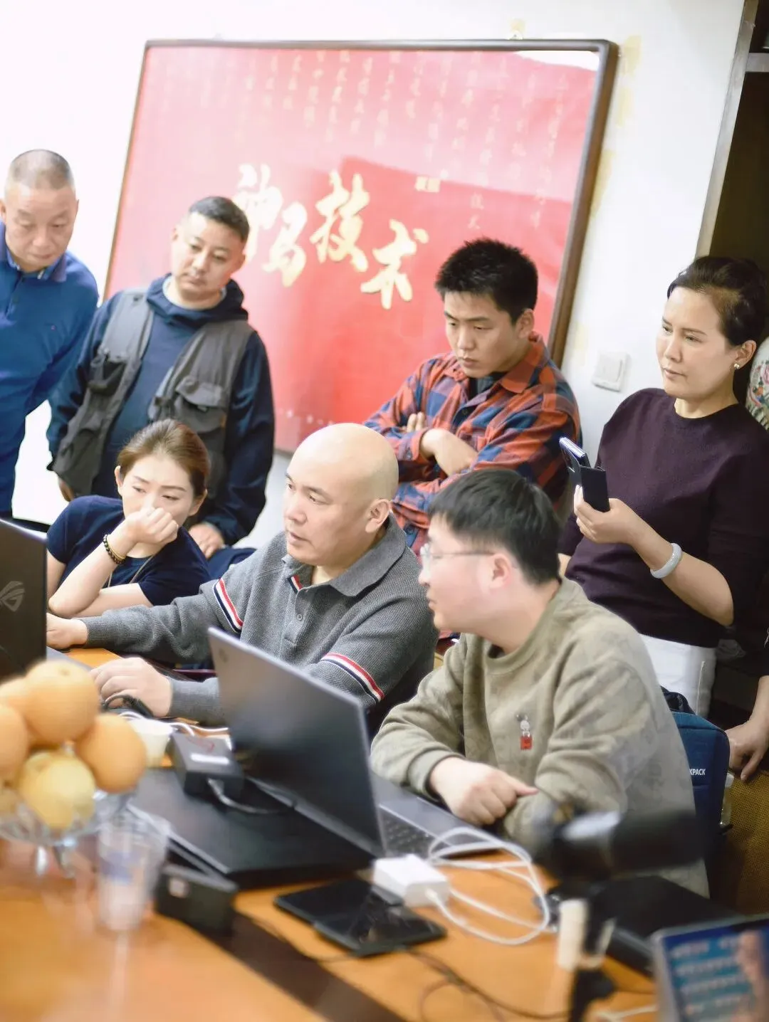 【市场心法】与【实战淬炼】:在轮动中寻找“非线性”的确定性